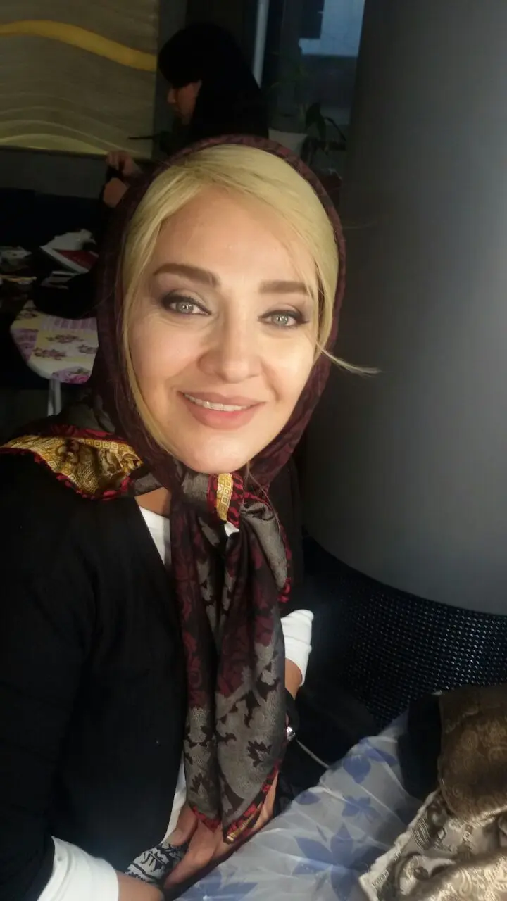 Behind the scenes makeup session 6